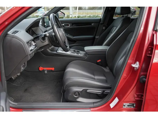 Honda Civic 2.0i e:HEV SPORT 2023 Hybride Benzine 27