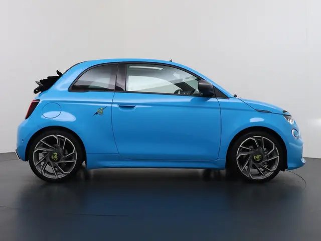 Abarth 500e Cabrio Turismo Scorpion 2023 Elektrisch 6