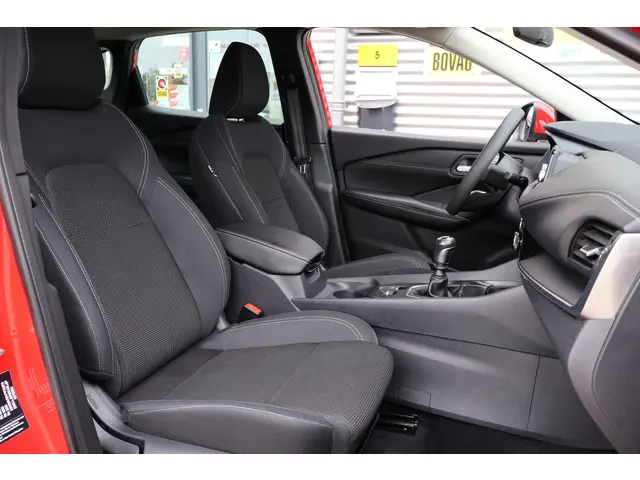 Nissan QASHQAI 1.3 MHEV 2022 Hybride Benzine 12