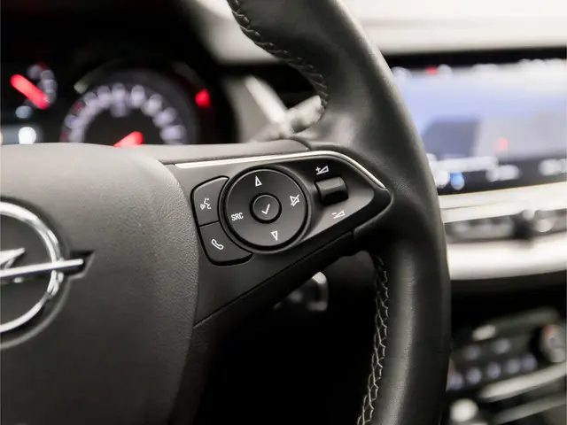 Opel Grandland X 1.2 Turbo Sport 2021 Benzine 20