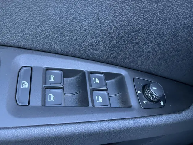 SEAT Leon 1.2 TSI Style 2015 Benzine 40