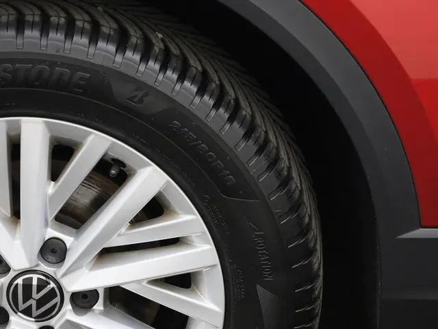 Volkswagen T-Roc 1.0TSI/110PK Life 2023 Benzine 25