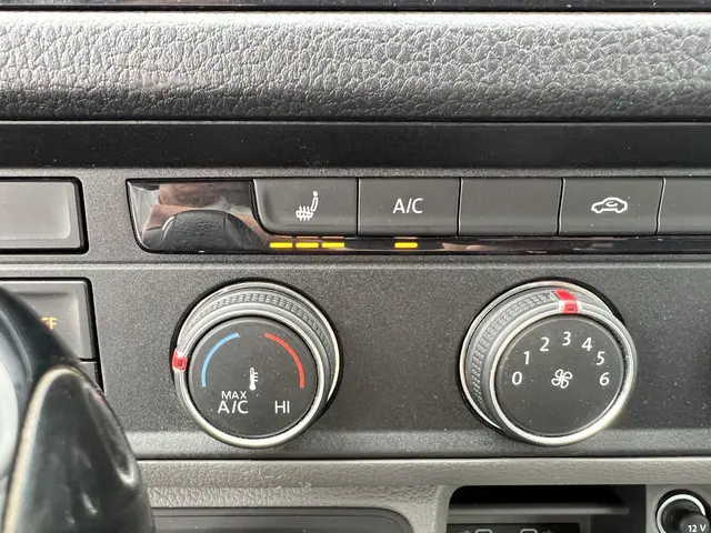 Volkswagen Crafter 35 2.0 TDI L4 H3 2021 Diesel 22