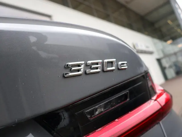 BMW 3 Serie 330e 2026 Hybride Benzine 59
