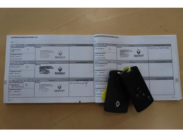 Renault Clio Estate 0.9 TCe Limited 2020 Benzine 23