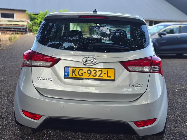 Hyundai ix20 1.6i Go! Automaat 2016 Benzine 6