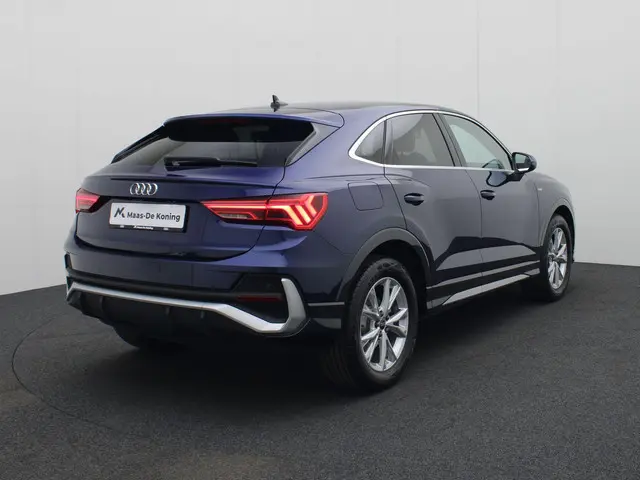 Audi Q3 Sportback 35 TFSI/150PK S Line 2024 Benzine 2