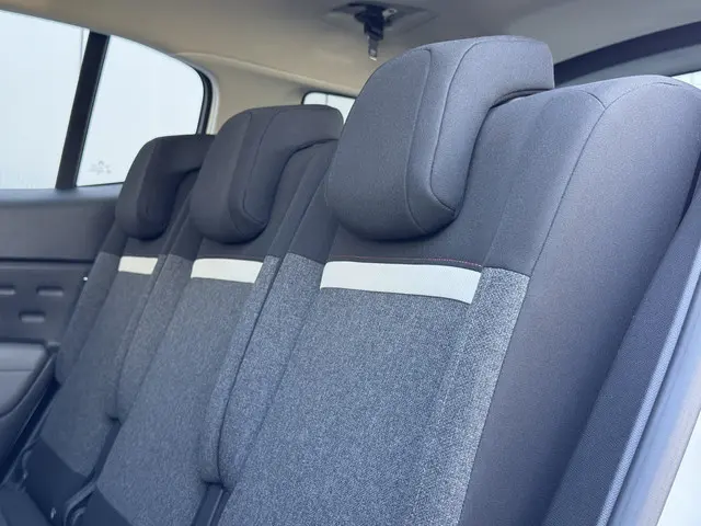 Citroën C5 Aircross 1.2 PureTech Live 2019 Benzine 13