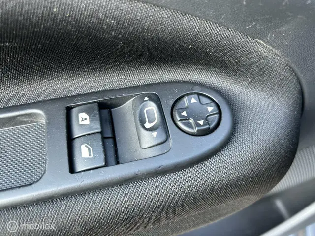 Citroën C3 Picasso 1.4 VTi Attraction * MPV * 2013 Benzine 10