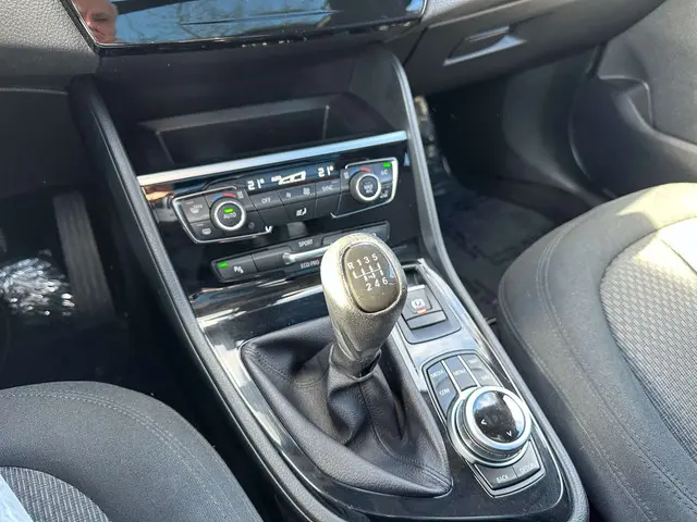 BMW 2 Serie 218 Active Tourer 218iA 2018 Benzine 11