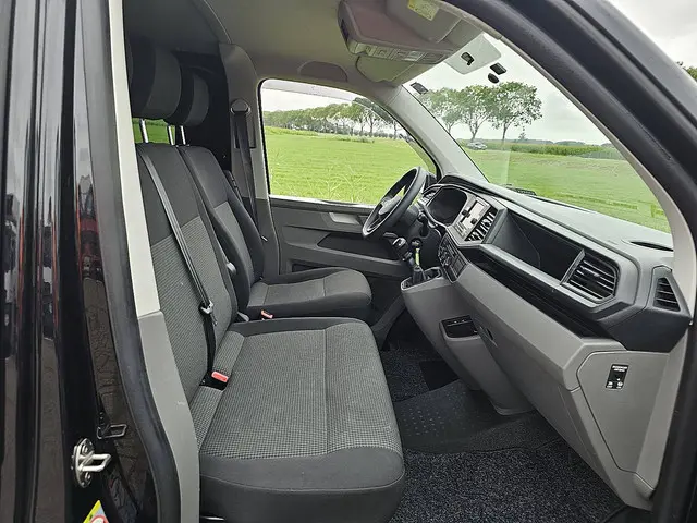 Volkswagen Transporter 2.0 TDI 2021 Diesel 7