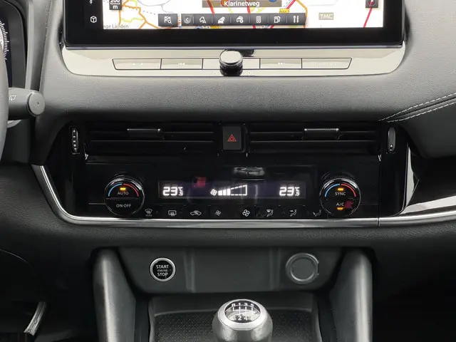 Nissan QASHQAI 1.3 MHEV N-Connecta 2023 Benzine 20