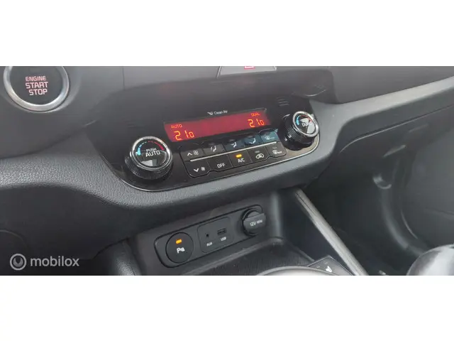 Kia Sportage 1.6 GDI,navi,Trekhaak,Pano,Leer 2014 Benzine 12