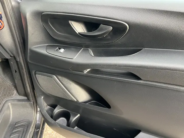 Mercedes-Benz Vito 110 CDI Lang 2021 Diesel 38