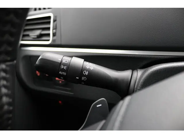 Toyota Verso 1.8 VVT-i SkyView Edition 2018 Benzine 30
