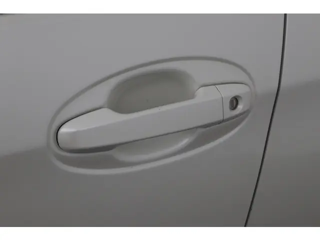 Toyota Yaris 1.5 Hybrid Aspiration 2017 Hybride Benzine 37