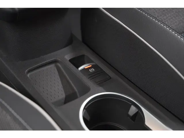 Renault Captur TCe 100 Intens 2020 Benzine 38