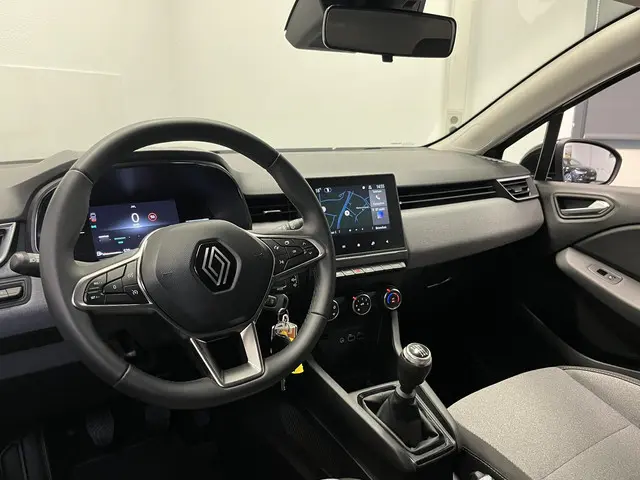 Renault Clio 1.0 TCe 90 GPF evolution 2024 Benzine 11