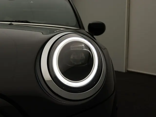 MINI 3-Deurs Cooper 2024 Benzine 6