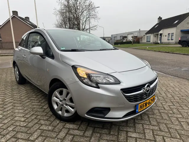 Opel Corsa 1.4 Cosmo Airco,Pdc.Cruise 2016 Benzine 4