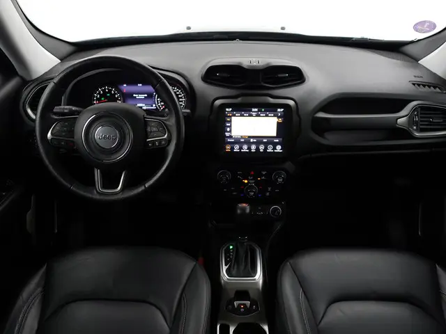Jeep Renegade 1.3T 151pk Freedom Aut- 2019 Benzine 7