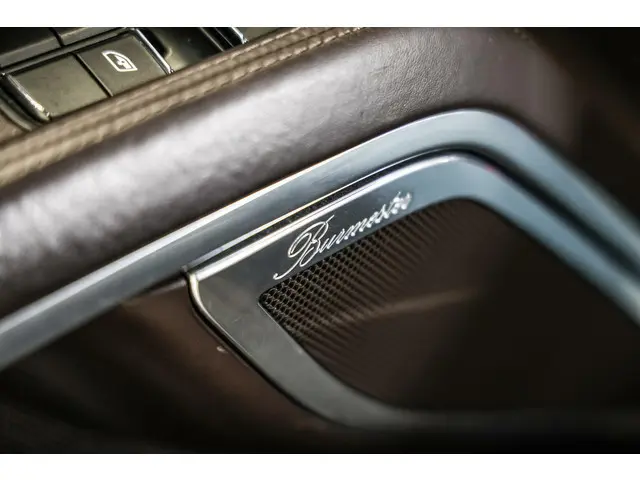 Porsche 911 3.8 Turbo Approved t/m 05-06-2027 2013 Benzine 36