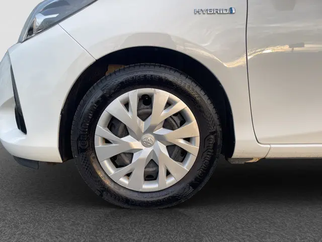 Toyota Yaris 1.5 Hybrid Active 2018 Hybride Benzine 22