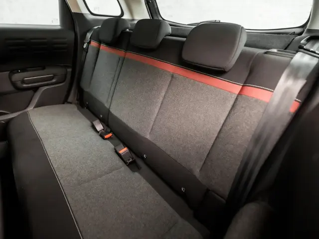 Citroën C3 Aircross 1.2 PureTech C-Series 2021 Benzine 14