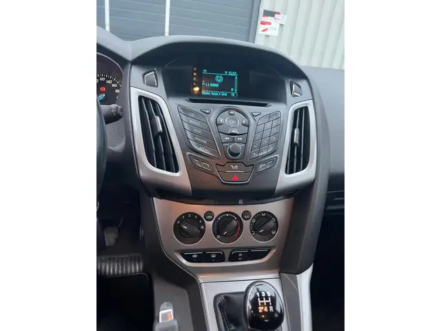 Ford Focus Wagon 1.0 EcoBoost Edition 2014 Benzine 8