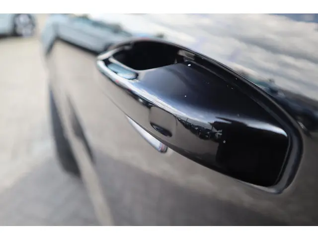 Volvo XC40 Recharge P8 AWD R-Design 2020 Elektrisch 12