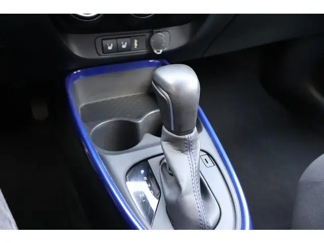 Toyota Aygo X 1.0 VVT-i S-CVT first 2022 Benzine 21
