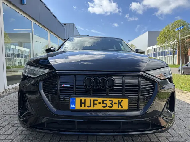 Audi e-tron 55 quattro S edition 2022 Elektrisch 4