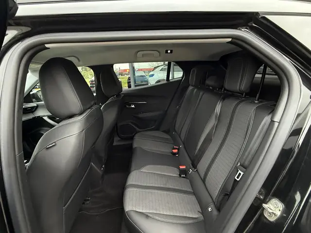 Peugeot e-2008 EV Allure 50 kWh 2020 Elektrisch 13