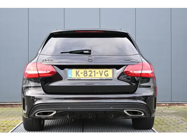 Mercedes-Benz C-Klasse Estate 300 Prestige 2017 Benzine 3