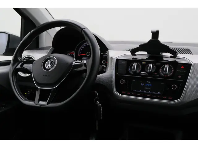 Volkswagen up! 1.0 BMT high up! 2018 Benzine 25