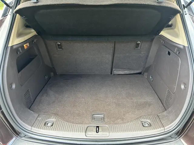 Opel Mokka 1.4 T Cosmo 4x4 2013 Benzine 8