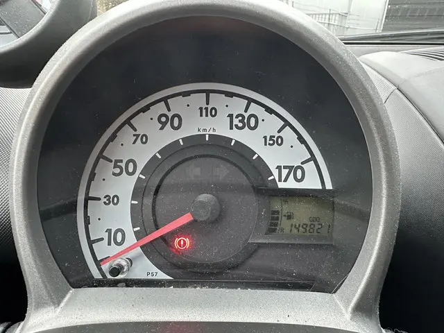 Peugeot 107 1.0 Active 2014 Benzine 11