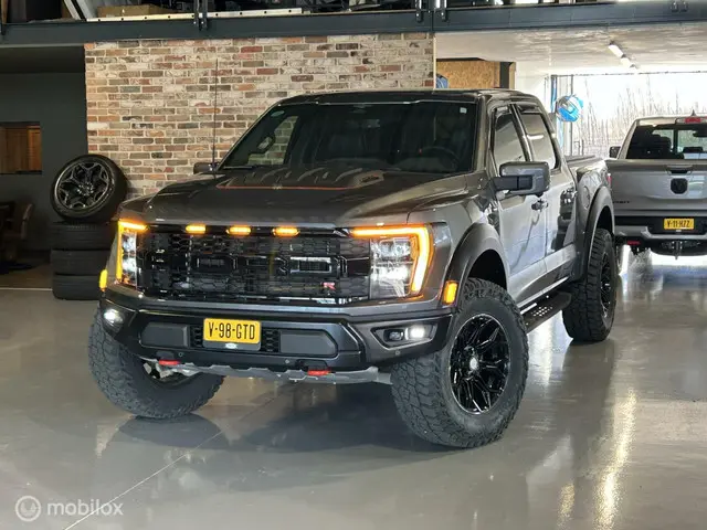Ford F-150 USA Raptor R 2023 Benzine 14
