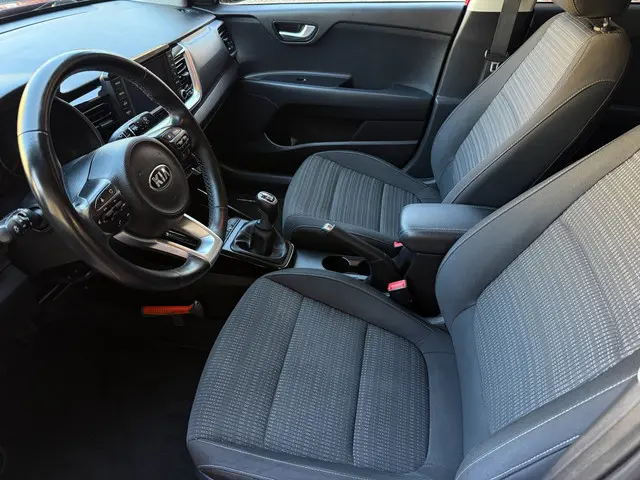 Kia Stonic 1.0 T-GDi DynamicLine 2018 Benzine 13