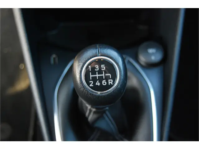 Ford Fiesta 1.0 EcoBoost Titanium 100PK 5dr 2020 Benzine 19