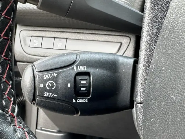 Peugeot 2008 1.2 PureTech GT-line 2018 Benzine 30