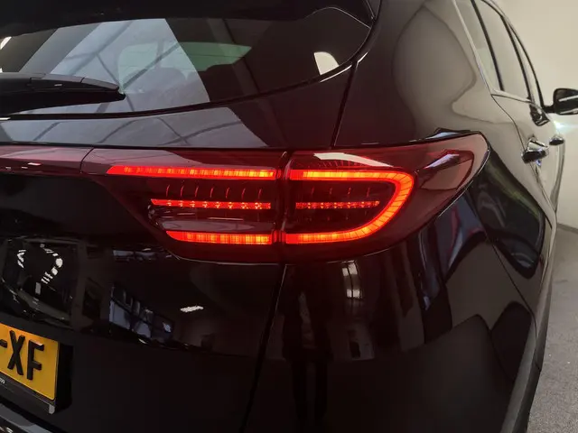 Kia Sportage 1.6 T-GDI DynamicPlusLine 2020 Benzine 27