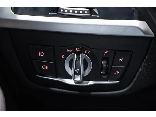 BMW X3 sDrive18d High Executive 2021 Diesel 39