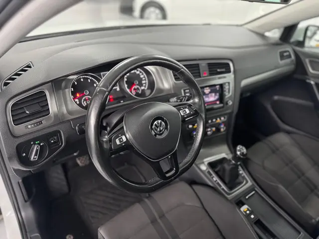 Volkswagen Golf 1.4 TSI ACT Highline 2013 Benzine 29