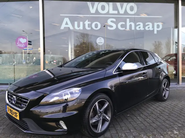 Volvo V40 1.6 T3 R-Design 2013 Benzine