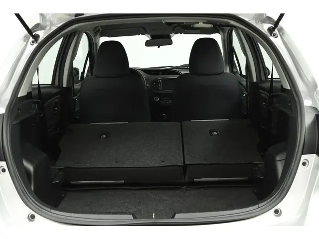 Toyota Yaris 1.5 Hybrid Active 2020 Hybride Benzine 25