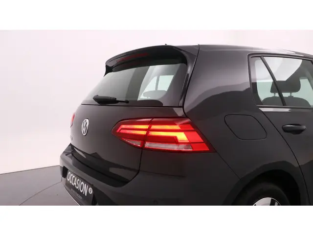 Volkswagen e-Golf E-DITION 36kWh 136pk 2020 Elektrisch 12