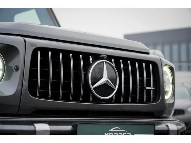 Mercedes-Benz G-Klasse 500 2018 Benzine 23