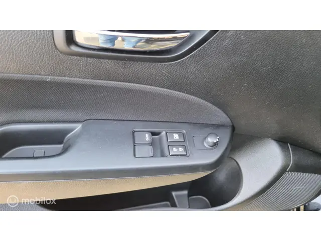 Suzuki Swift 1.2 Comfort EASSS 2015 Benzine 11