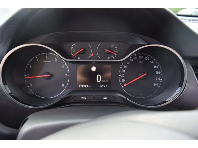 Opel Crossland X 1.2 Turbo Innovation 2020 Benzine 18